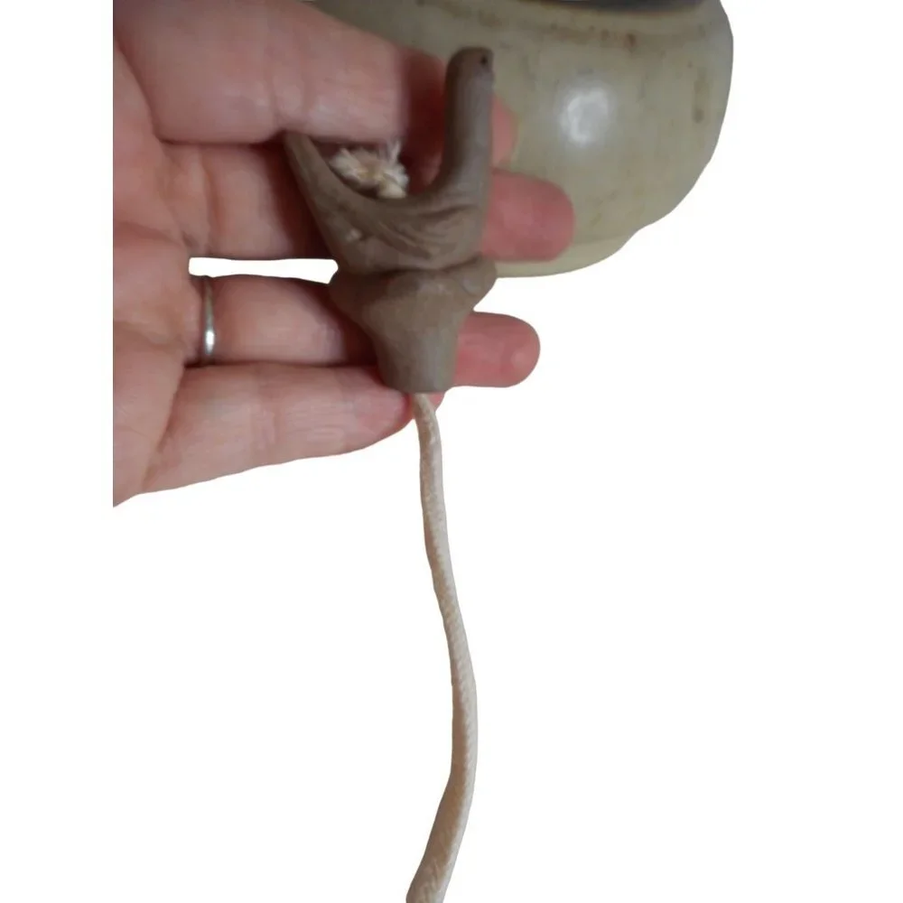 Vintage 1985 Flat Earth Pottery Duck Wick Topper Oil Lamp Vase Artist Signed #3 - Picture 10 of 11